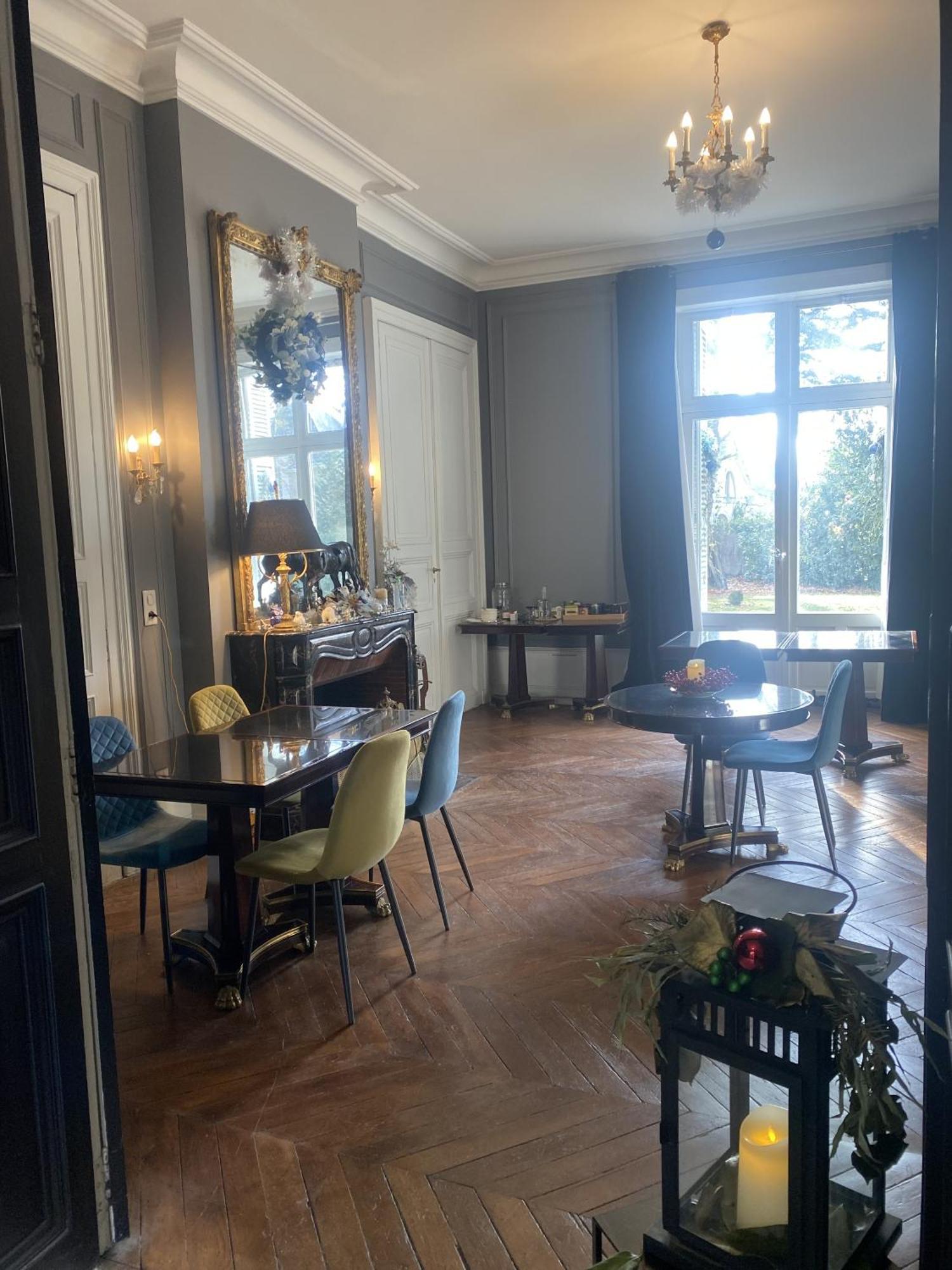 La Grande Carree Bed & Breakfast Saint-Cyr-sur-Loire Exterior photo
