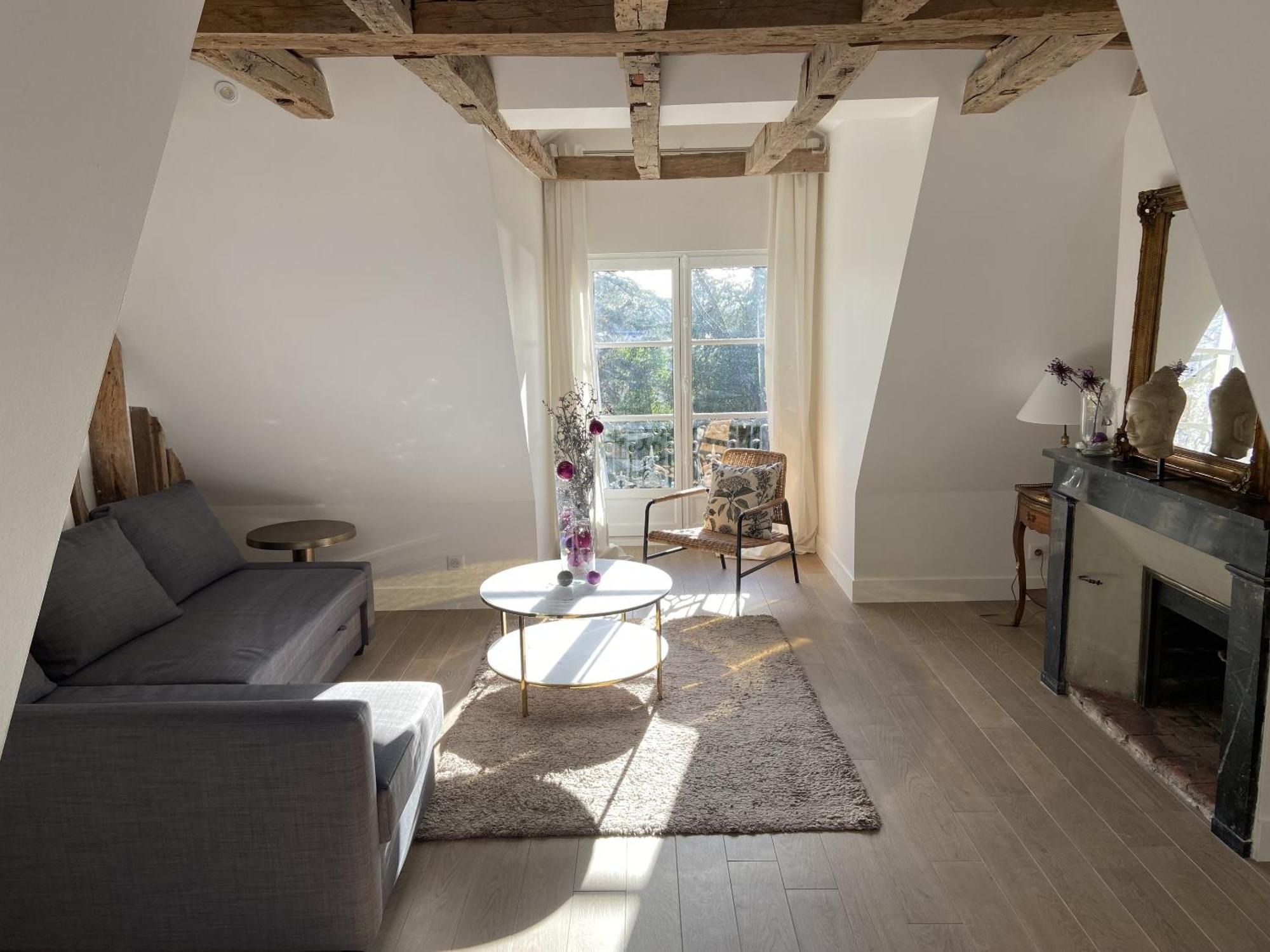 La Grande Carree Bed & Breakfast Saint-Cyr-sur-Loire Exterior photo